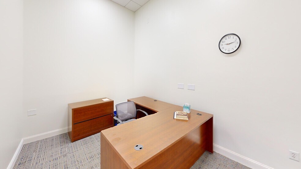 More Photos Of 22 Beacon St, Boston Storefront Retail Office For Lease