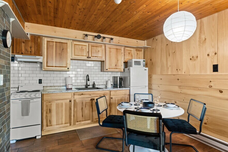 More Photos Of 64 & 70 Highlands Drive, Hunter Flex For Sale