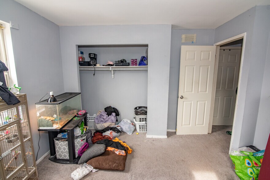 More Photos Of 80 E Bel Air Ave, Aberdeen Apartments For Sale