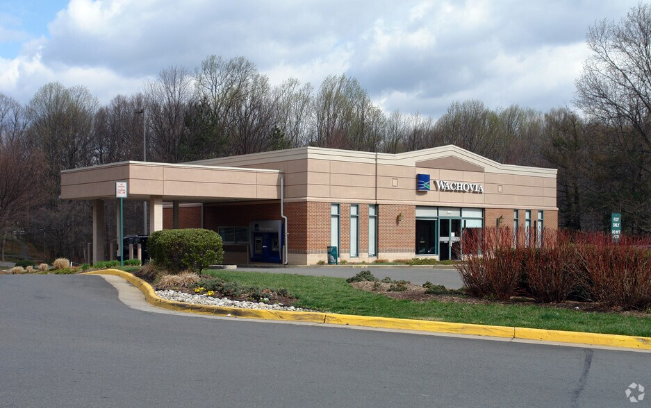 More Photos Of 2204-2280 Hunters Woods Plz, Reston Unknown For Lease