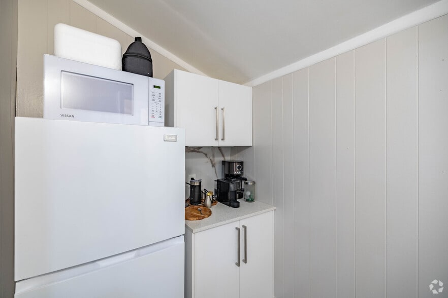 More Photos Of 6443 Bird Rd, Miami Medical For Sale