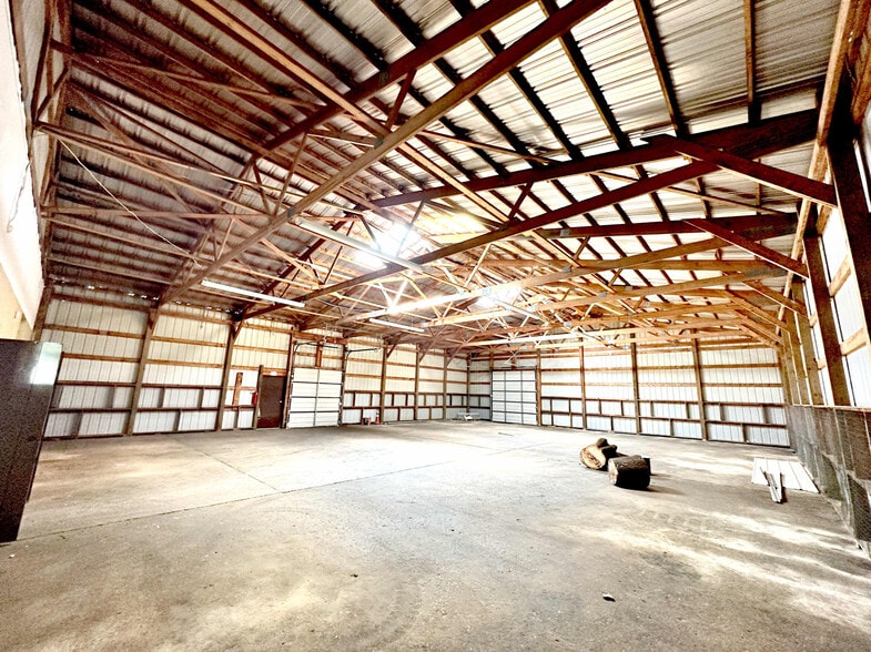 More Photos Of 1339 N Tuckahoe Rd, Williamstown Warehouse For Sale