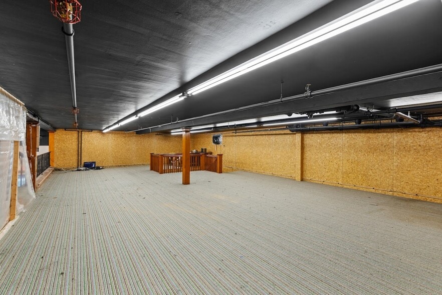 More Photos Of 1637 Acushnet Ave, New Bedford Freestanding For Sale