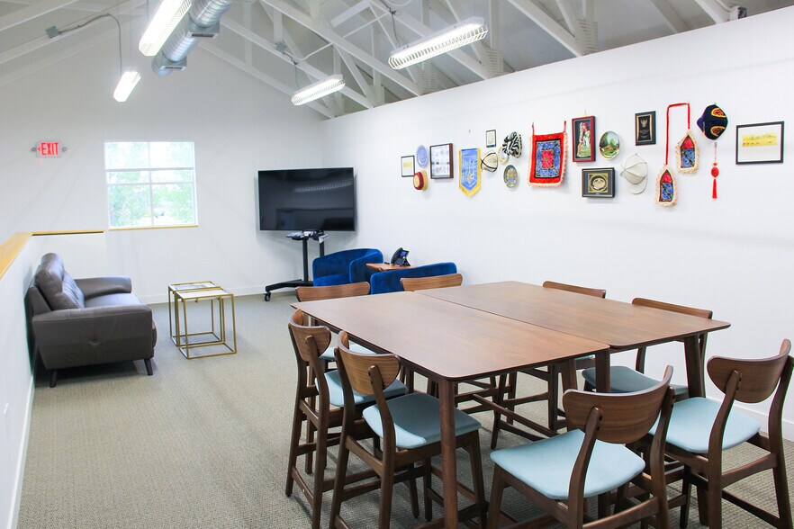 More Photos Of 4844 Rocking Horse Cir S, Fargo Office For Lease