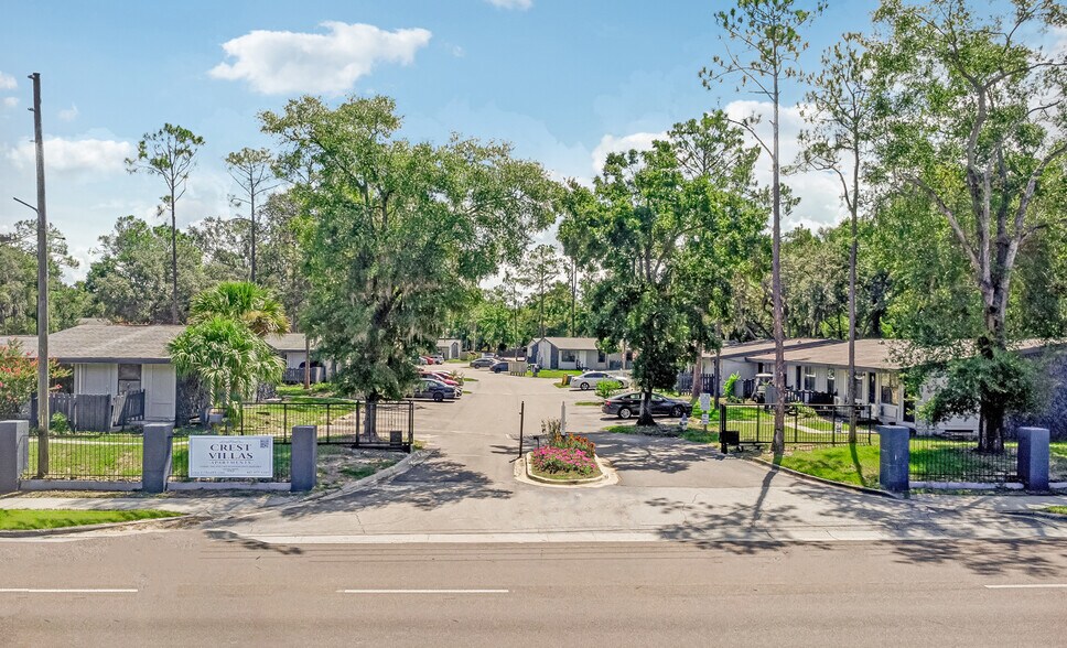 More Photos Of 4731-4769 N Pine Hls, Pine Hills Apartments For Sale