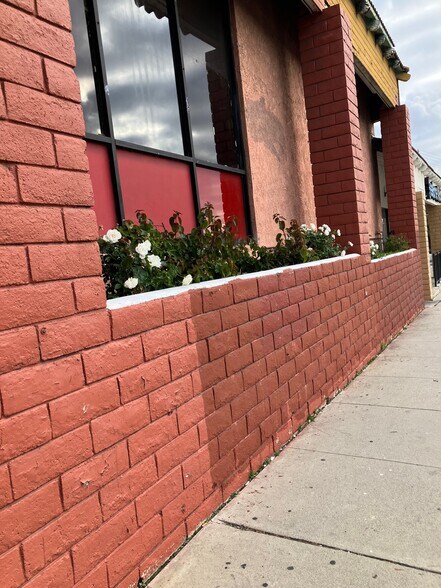 More Photos Of 1111-1151 Pacific Coast Hwy, Harbor City Unknown For Lease