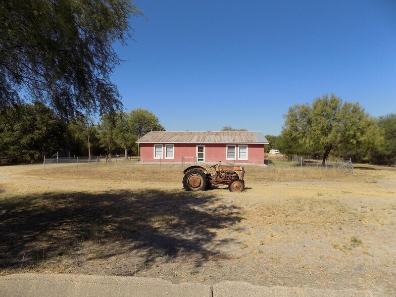 More Photos Of 849 Lowe Rd, Quemado Land For Sale