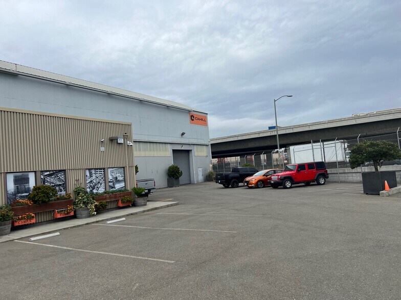 More Photos Of 4401 Oakport St, Oakland Warehouse For Sale