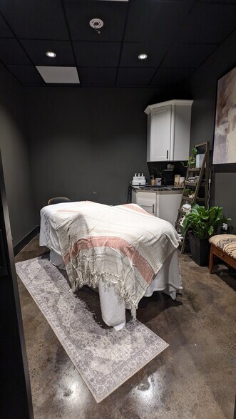 More Photos Of 1815 Eggert Rd, Buffalo Storefront For Lease