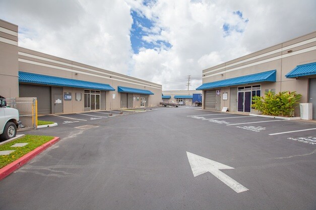 More Photos Of 94-547 Ukee St, Waipahu Unknown For Lease