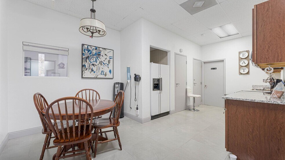More Photos Of 4059 Bryan Ave, Fort Worth Office Residential For Sale