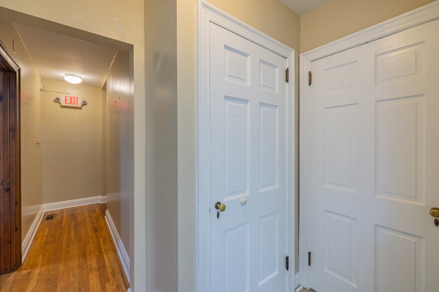 More Photos Of 1941 Euclid Ave, Bristol Medical For Sale