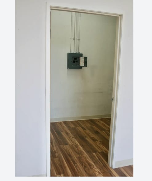 More Photos Of 3490 Zefarano Dr, Santa Fe Freestanding For Lease