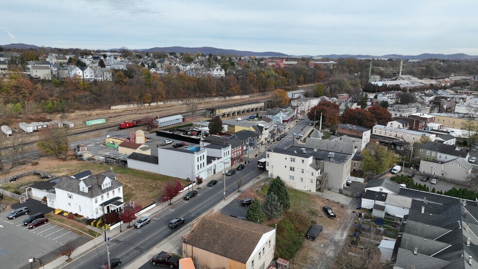 More Photos Of 309 S Main St, Phillipsburg Office For Sale