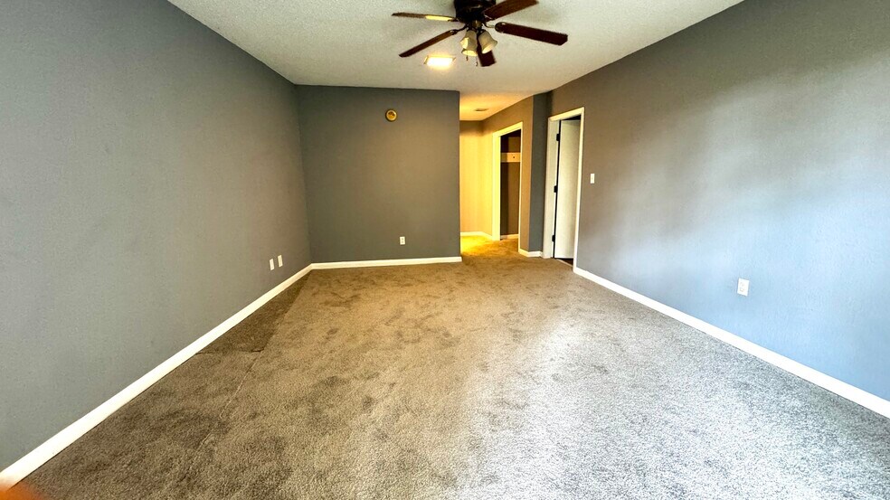 More Photos Of 6270 Aquarius Dr, Alpine Apartments For Sale