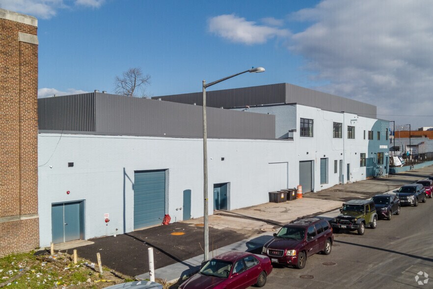 More Photos Of 2000-2014 5th St NE, Washington Warehouse For Lease