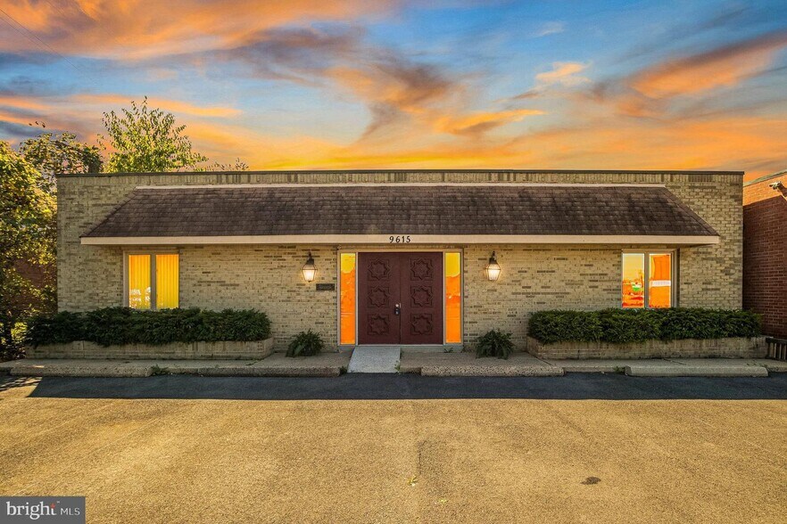 Primary Photo Of 9615 Champion Ct, Manassas Medical For Lease