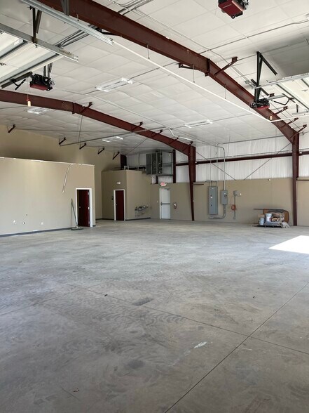 More Photos Of 4950 Stough Rd SW, Concord Flex For Sale