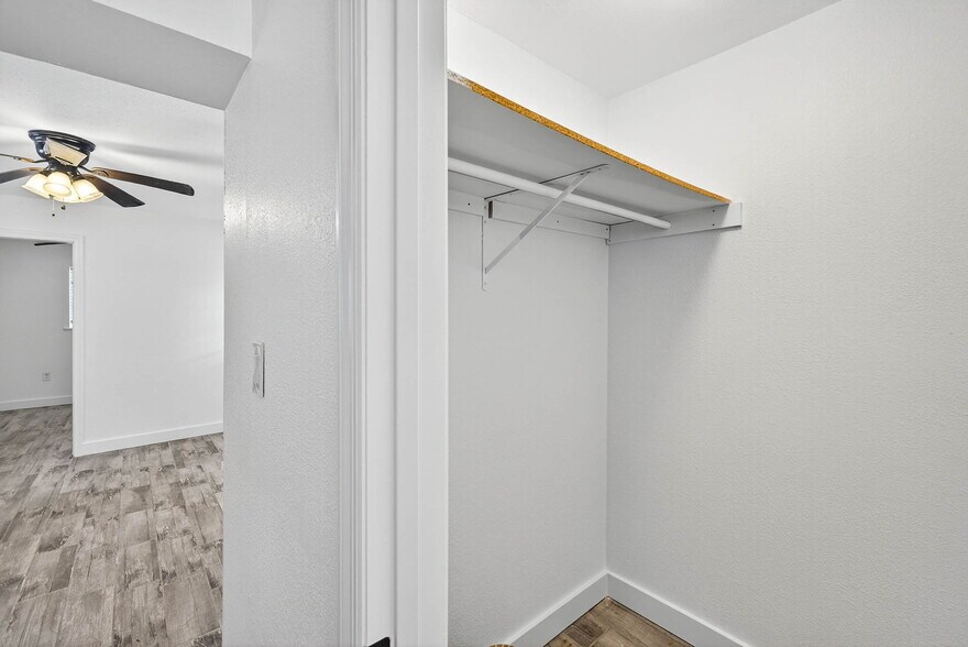 More Photos Of 3225 W Shell Point Rd, Ruskin Apartments For Sale