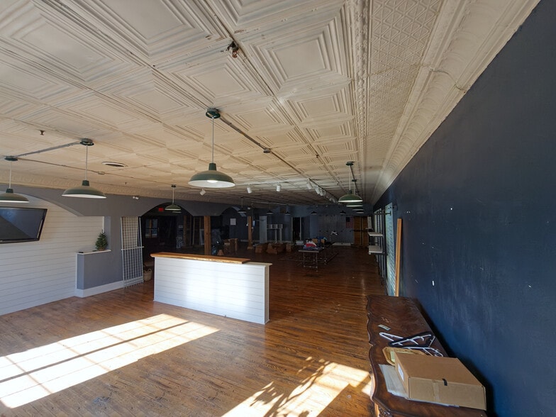 More Photos Of 308 N Main St, Mount Airy Storefront Retail Office For Sale