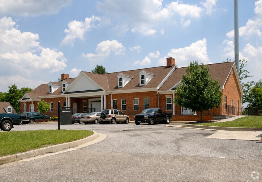 More Photos Of 10260-10268 Baltimore National Pike, Ellicott City Unknown For Lease