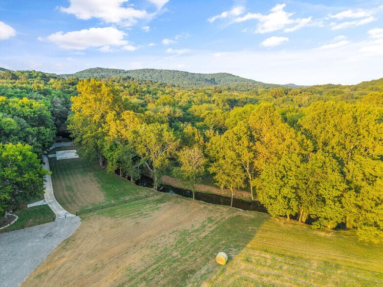 More Photos Of 4201 Pleasant Valley Rd, Union Grove Restaurant For Sale