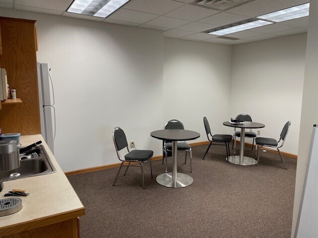 More Photos Of 1883 NW Station Pky, Andover Office For Sale