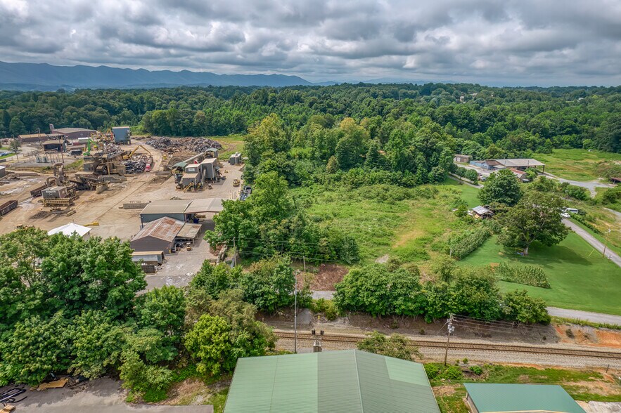 More Photos Of 3545 W Market St, Johnson City Industrial For Sale
