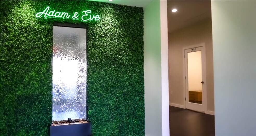 More Photos Of 681 NW 108th St, Miami General Retail For Sale