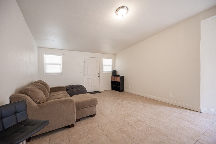 More Photos Of 5900 Cassedy Ln, Las Vegas Apartments For Sale