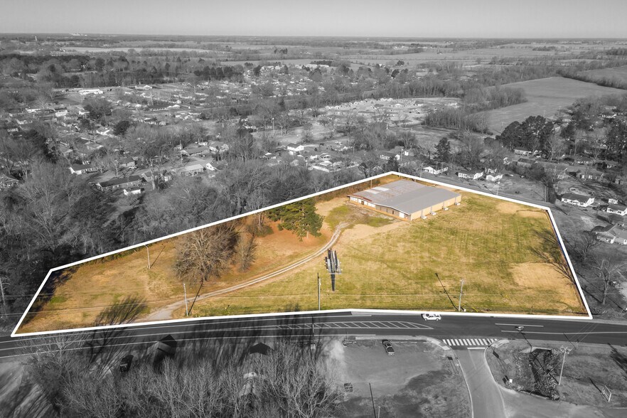 More Photos Of 1009 N Washington Ave, Brownsville Warehouse For Lease