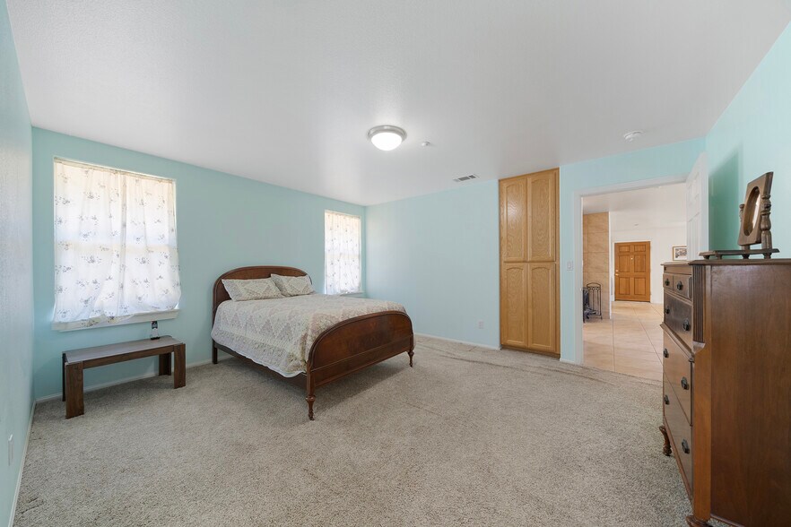 More Photos Of 1449 Lytle Creek Rd, Lytle Creek Flex For Sale