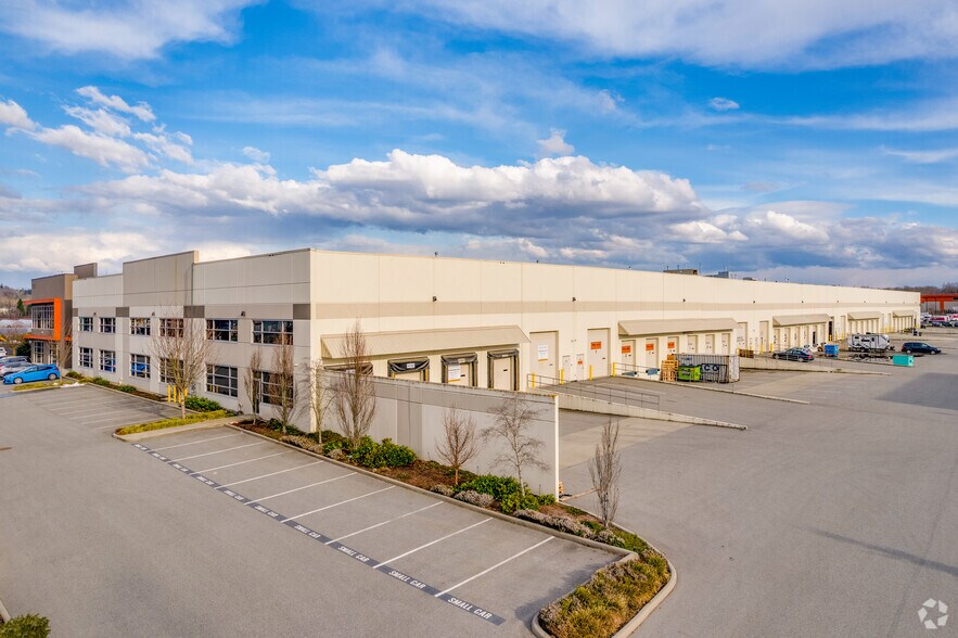More Photos Of 7337 N Fraser Way, Burnaby Warehouse For Sale