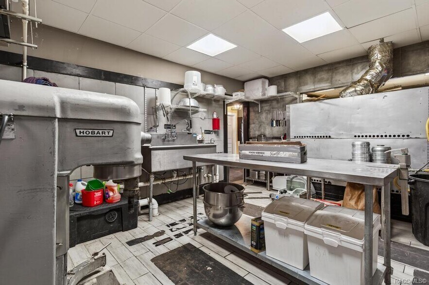 More Photos Of 125 N Main St, Hastings Restaurant For Sale