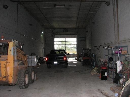 More Photos Of 7575 W 79th St, Bridgeview Service For Lease