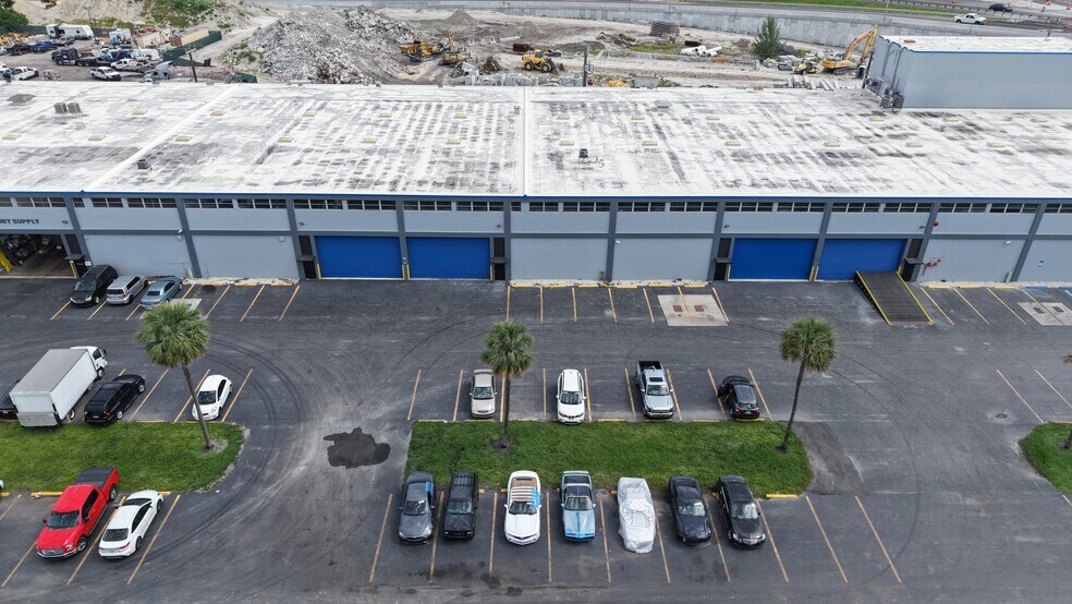 More Photos Of 16511-16511 NW 8th Ave, Miami Warehouse For Lease