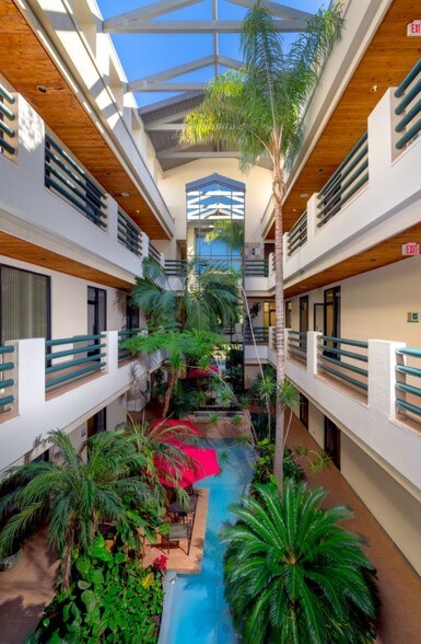 More Photos Of 5755 Oberlin Dr, San Diego Medical For Lease
