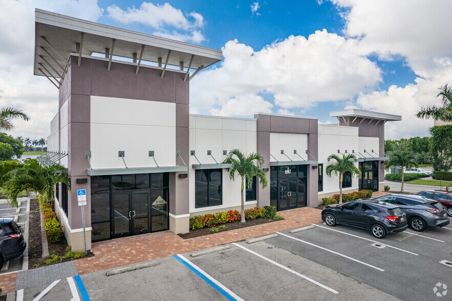 Primary Photo Of 9967 Triangle Blvd, Naples Freestanding For Sale