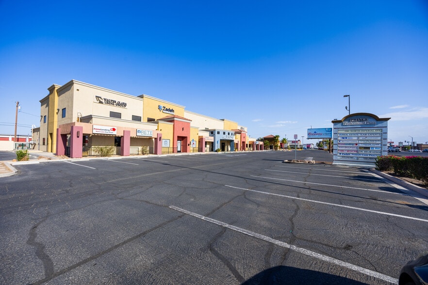 More Photos Of 1503 N Imperial Ave, El Centro Medical For Sale