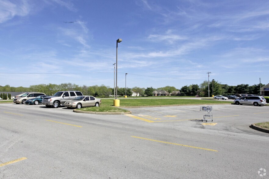 More Photos Of 5021A Trotwood Ave, Columbia Land For Lease