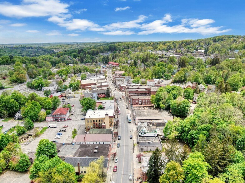 More Photos Of 59 N Main St, Liberty Loft Creative Space For Sale