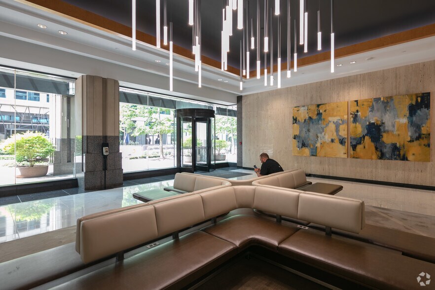 More Photos Of 3060 Peachtree Rd NW, Atlanta Office For Lease