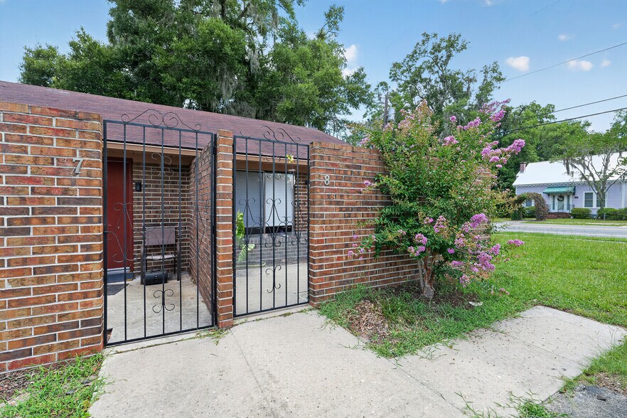 More Photos Of 18580 NW 234th St, High Springs Apartments For Sale