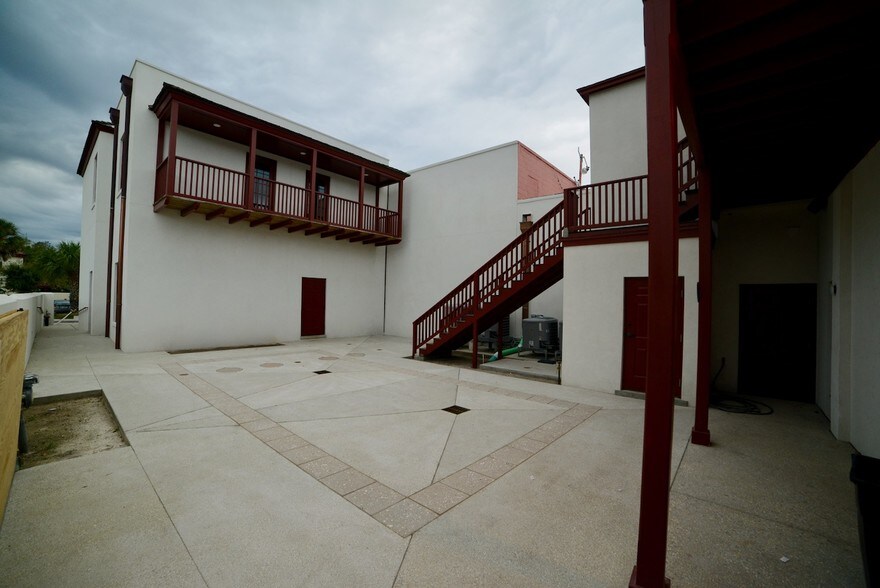 More Photos Of 61 Spanish St, Saint Augustine Restaurant For Lease