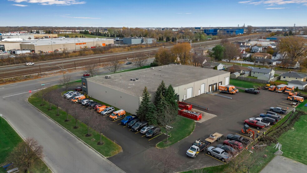 More Photos Of 2575 Broadway, Cheektowaga Warehouse For Sale