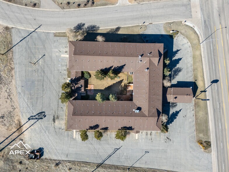 More Photos Of 339 Wasatch Rd, Evanston Hotel For Sale