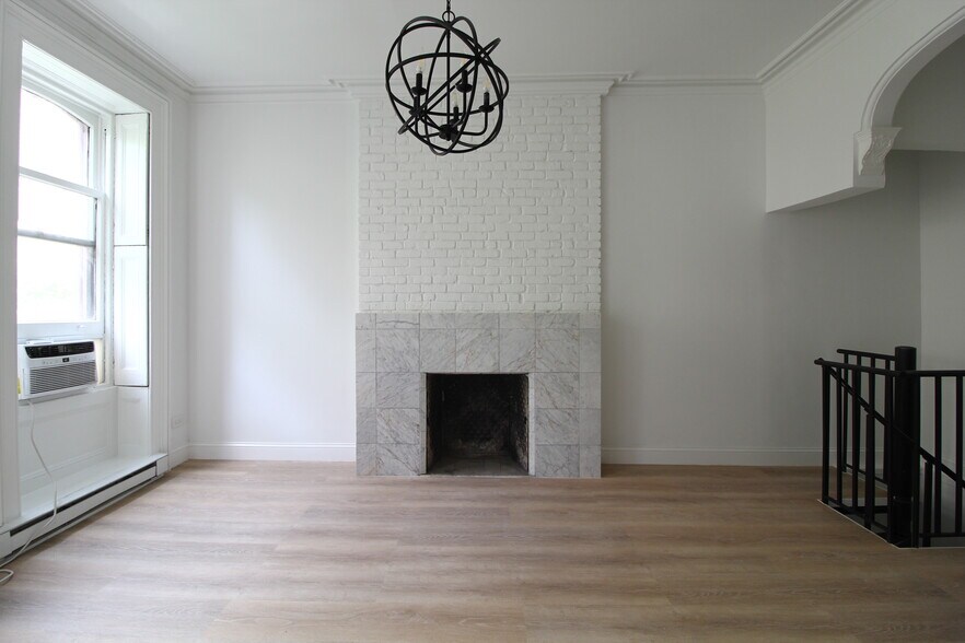 More Photos Of 114 E 37th St, New York Apartments For Sale