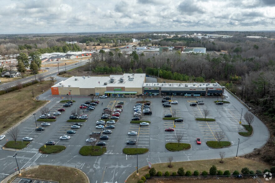 More Photos Of 203 Cedar Springs Rd, Spartanburg Unknown For Lease