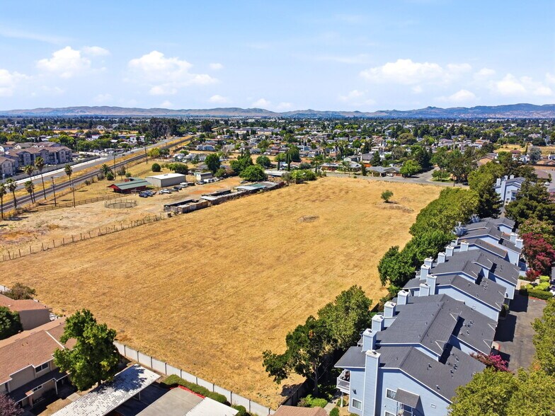More Photos Of 1798 Blossom Ave, Fairfield Land For Sale