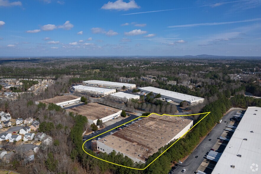 More Photos Of 1925 Shiloh Rd, Kennesaw Warehouse For Lease